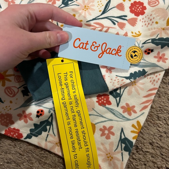 🧸5/$13 NWT Cat & Jack pajama top - Picture 3 of 4